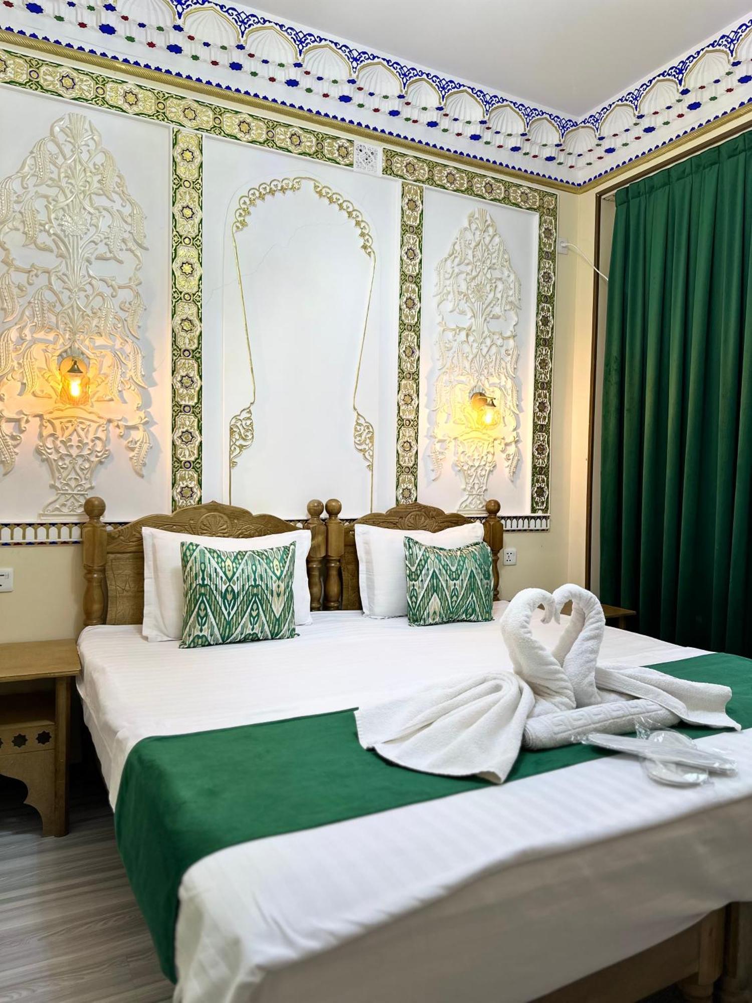 Hotel Zarhal بخارى المظهر الخارجي الصورة