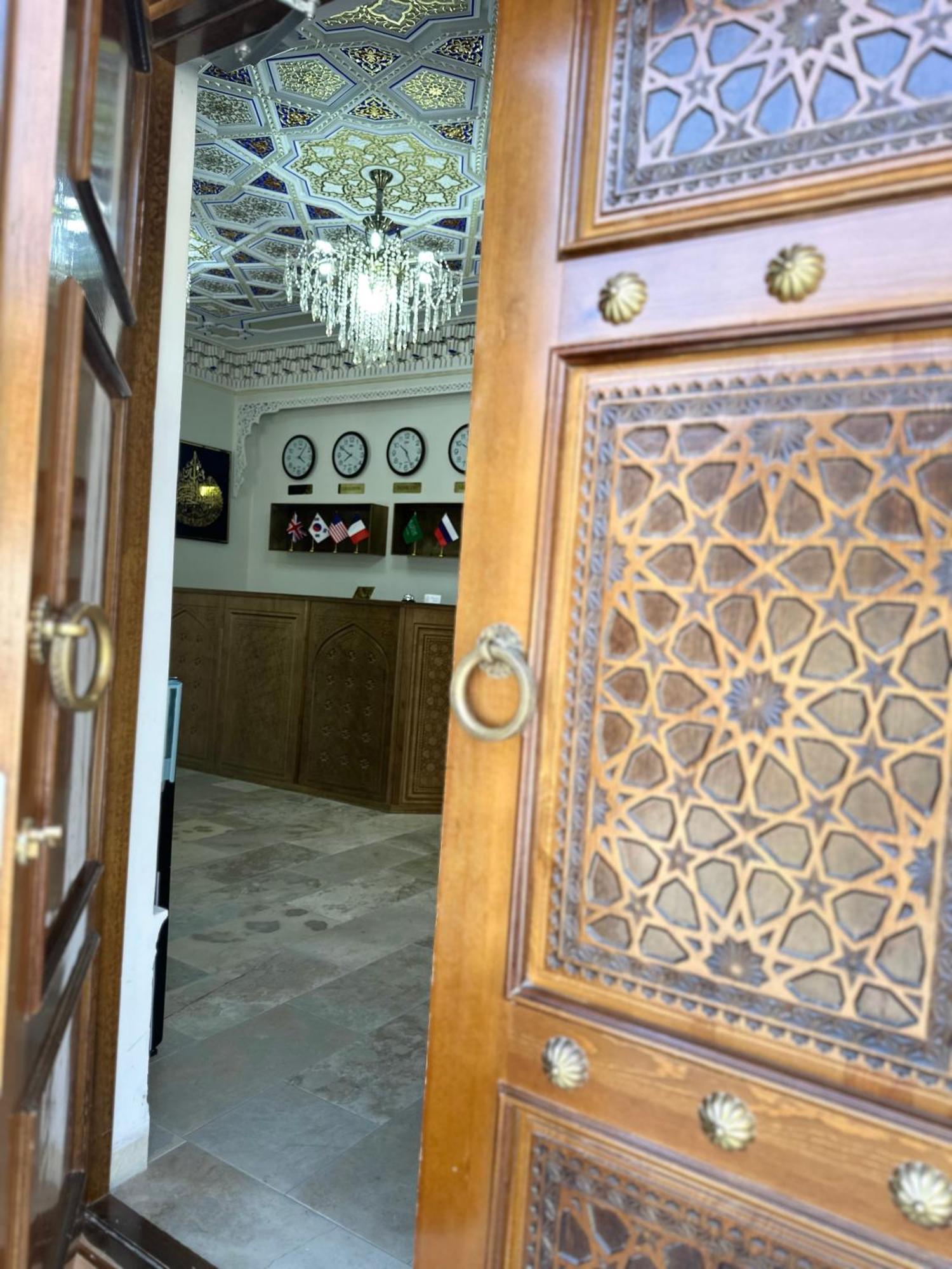 Hotel Zarhal بخارى المظهر الخارجي الصورة