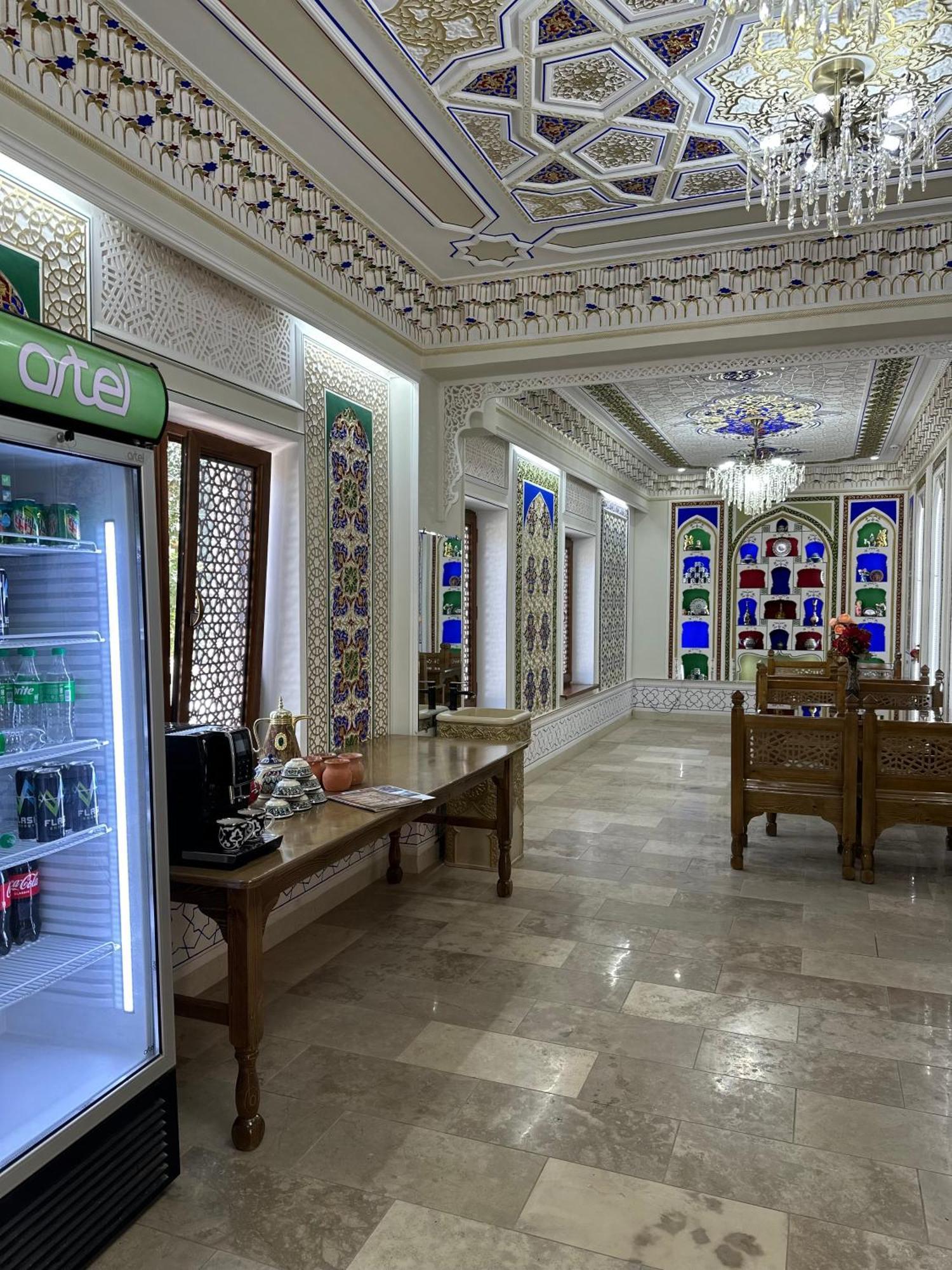 Hotel Zarhal بخارى المظهر الخارجي الصورة