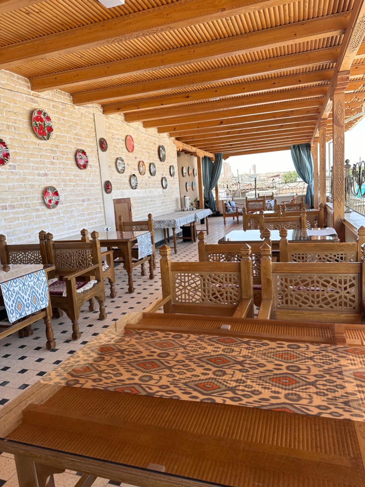 Hotel Zarhal بخارى المظهر الخارجي الصورة