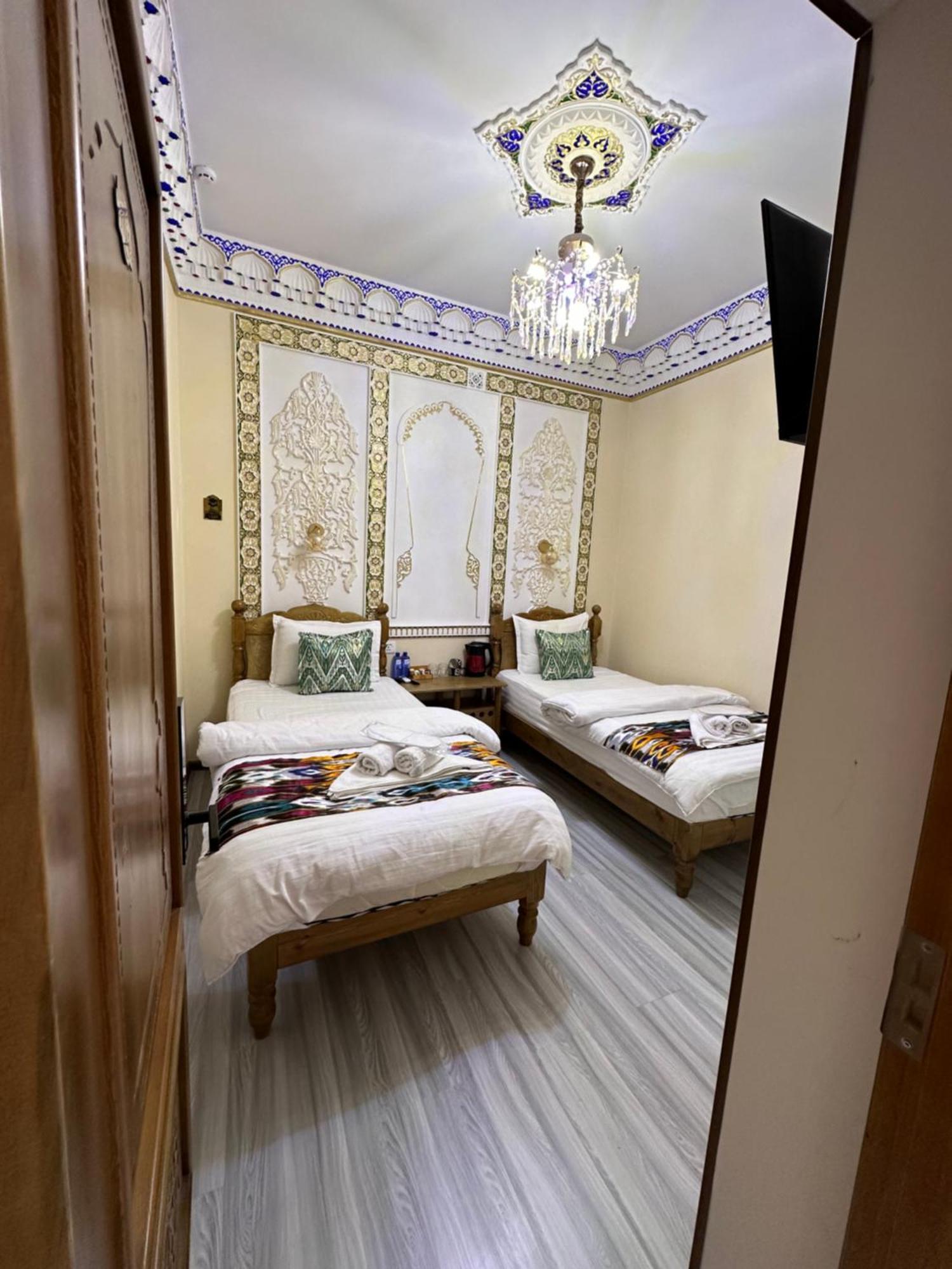 Hotel Zarhal بخارى المظهر الخارجي الصورة